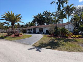 9860 SW 122nd Street, Miami, FL 33176