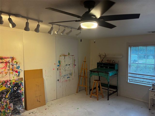 137 Wamel WAY, Cedar Creek, TX 78612