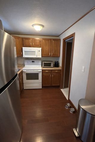 645 Robbins Ave 52, Dracut, MA 01826