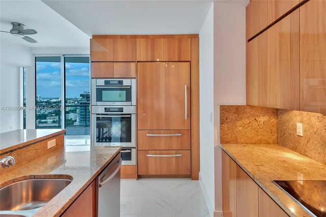 50 S Pointe Drive 2007, Miami Beach, FL 33139