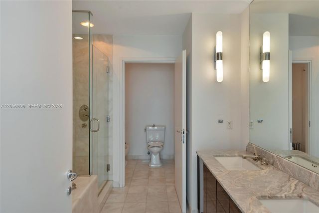 50 S Pointe Drive 2007, Miami Beach, FL 33139
