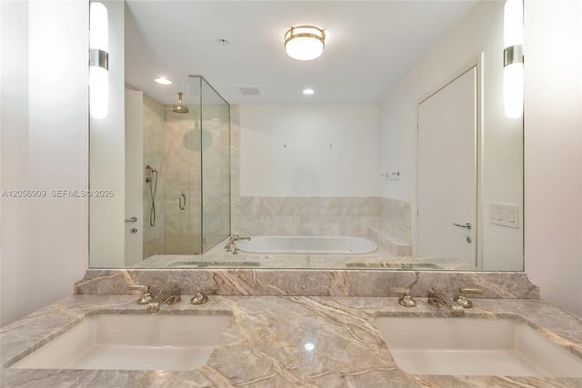 50 S Pointe Drive 2007, Miami Beach, FL 33139