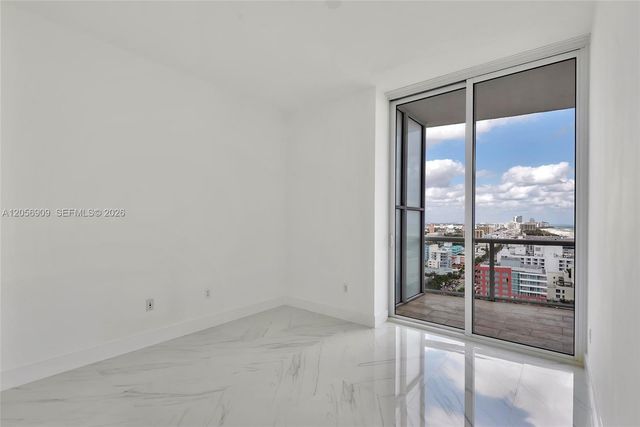50 S Pointe Drive 2007, Miami Beach, FL 33139