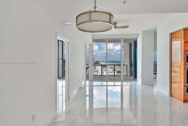50 S Pointe Drive 2007, Miami Beach, FL 33139