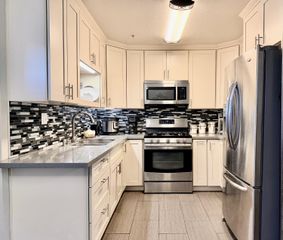 4900 Dover Ln #1306, Sacramento, CA 95842