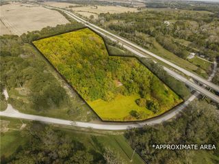 9935 County Road 375 Road, St Joseph, MO 64505