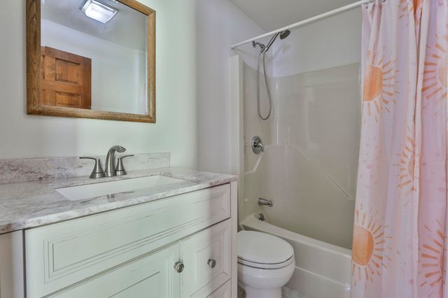 210 Range Road, Windham, NH 03087