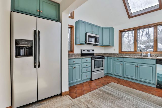 210 Range Road, Windham, NH 03087