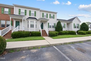 1915 Stroll Circle, Fuquay Varina, NC 27526