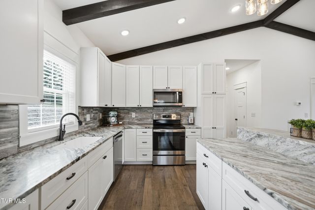 707 South Cherokee Street, Jonesborough, TN 37659