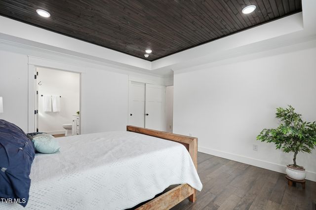 707 South Cherokee Street, Jonesborough, TN 37659