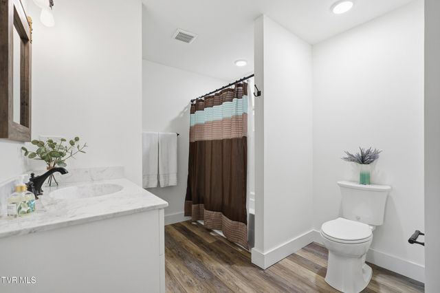 707 South Cherokee Street, Jonesborough, TN 37659