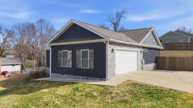 707 South Cherokee Street, Jonesborough, TN 37659