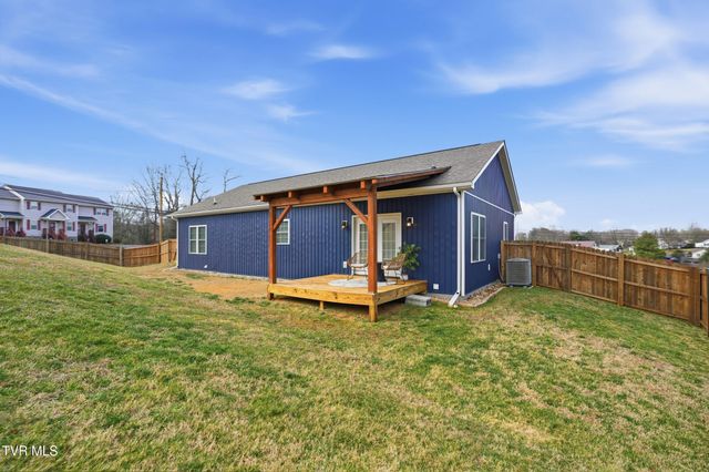 707 South Cherokee Street, Jonesborough, TN 37659