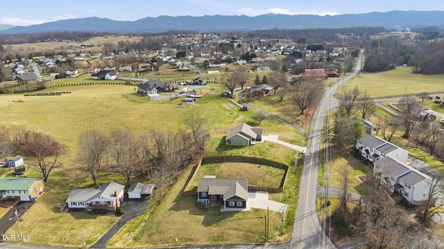 707 South Cherokee Street, Jonesborough, TN 37659