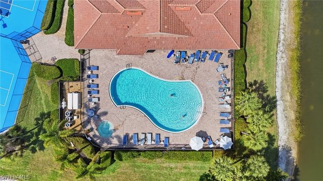 10320 Wishing Stone CT, Bonita Springs, FL 34135