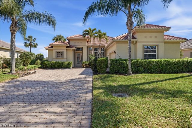 10320 Wishing Stone CT, Bonita Springs, FL 34135