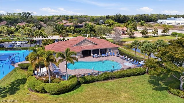 10320 Wishing Stone CT, Bonita Springs, FL 34135