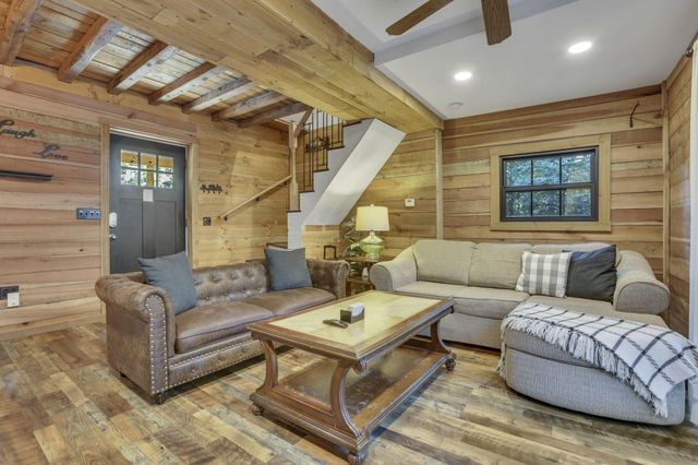 9271 Roley Road, Sugar Grove, OH 43155