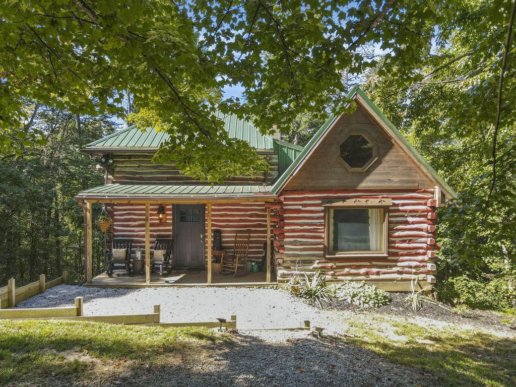 9271 Roley Road, Sugar Grove, OH 43155