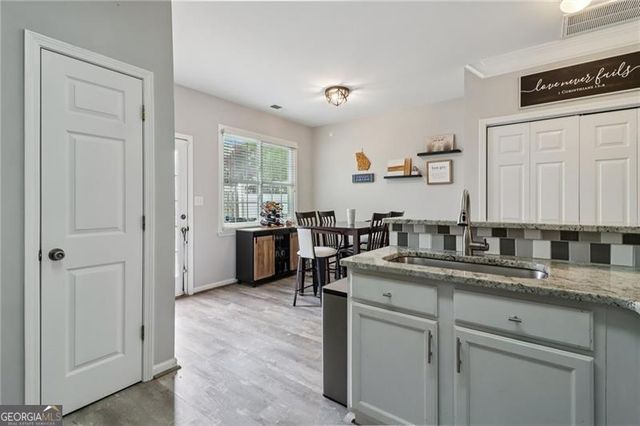 1787 Heights Circle NW, Kennesaw, GA 30152