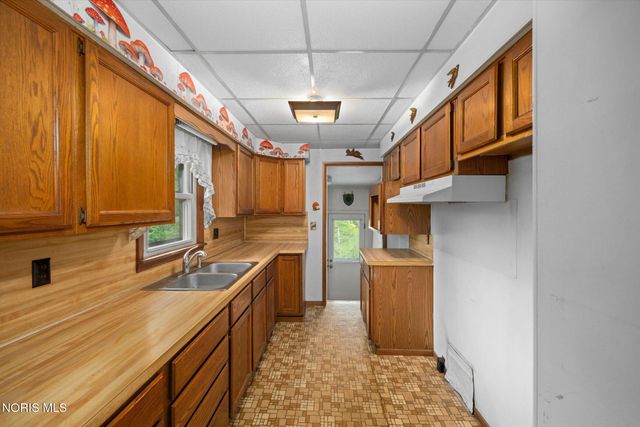 29226 Hufford Road, Perrysburg, OH 43551