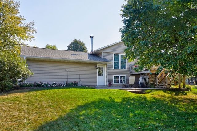 302 NW Stratford Lane, Ankeny, IA 50023