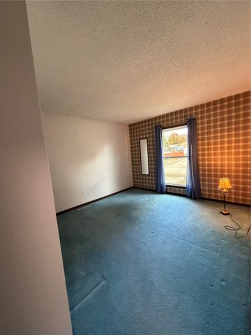 302 NW Stratford Lane, Ankeny, IA 50023