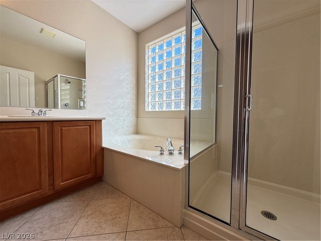 2240 Shadow Canyon Drive, Henderson, NV 89044