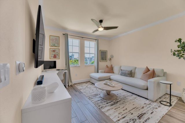 533 NE 3rd Avenue 512, Fort Lauderdale, FL 33301
