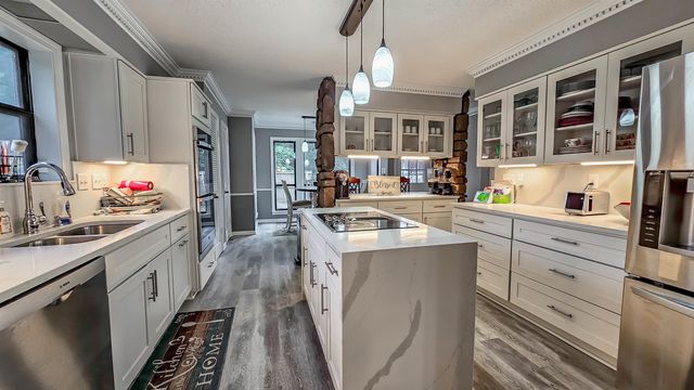 2455 SURREYHILL PL, Memphis, TN 38016