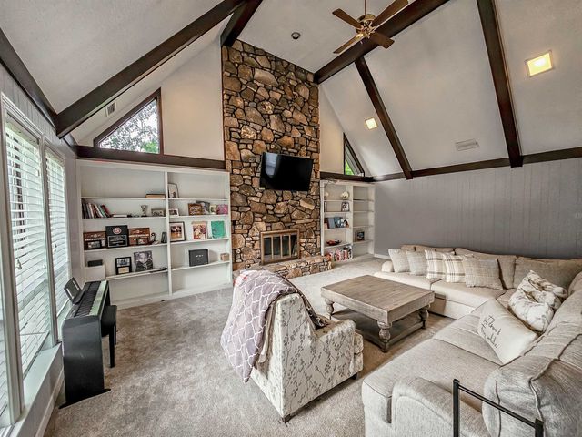 2455 SURREYHILL PL, Memphis, TN 38016
