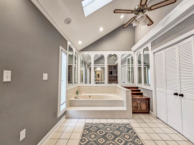 2455 SURREYHILL PL, Memphis, TN 38016