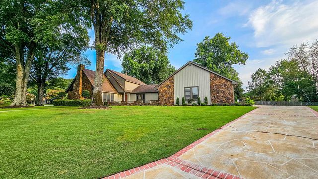 2455 SURREYHILL PL, Memphis, TN 38016