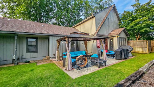 2455 SURREYHILL PL, Memphis, TN 38016