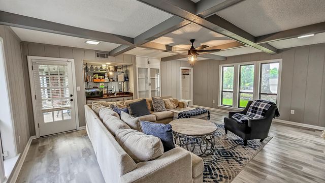 2455 SURREYHILL PL, Memphis, TN 38016