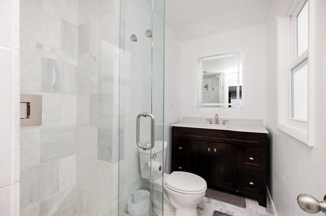 2700 68th Street, Urbandale, IA 50322