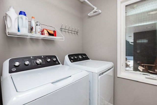 2700 68th Street, Urbandale, IA 50322