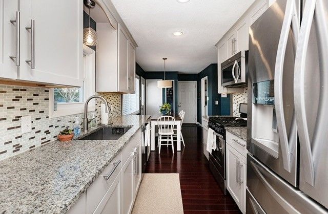 2700 68th Street, Urbandale, IA 50322