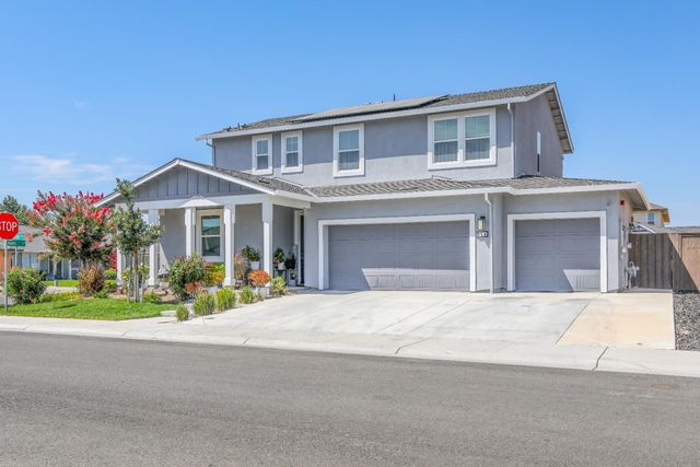 650 Nathaniel Ave, Galt, CA 95632