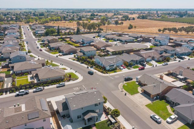 650 Nathaniel Ave, Galt, CA 95632