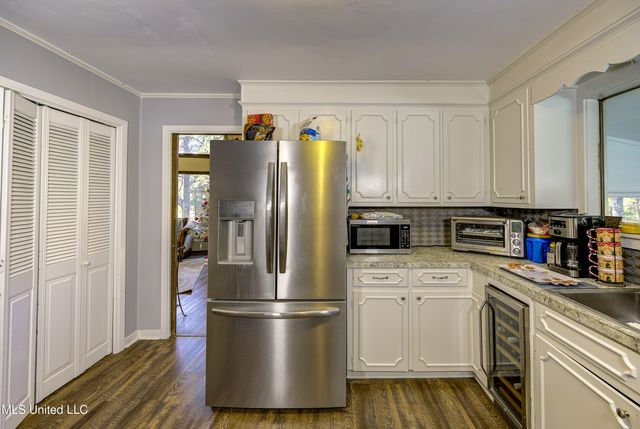 704 Brenmar Street, Brandon, MS 39042