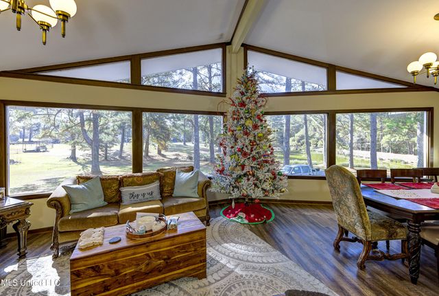 704 Brenmar Street, Brandon, MS 39042