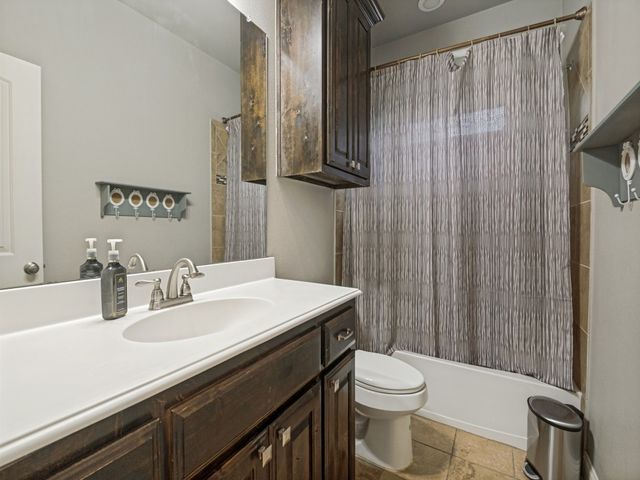 701 Mcgill Court, Mansfield, TX 76063