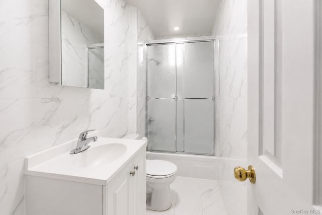 5001 4th Avenue, Brooklyn, NY 11220