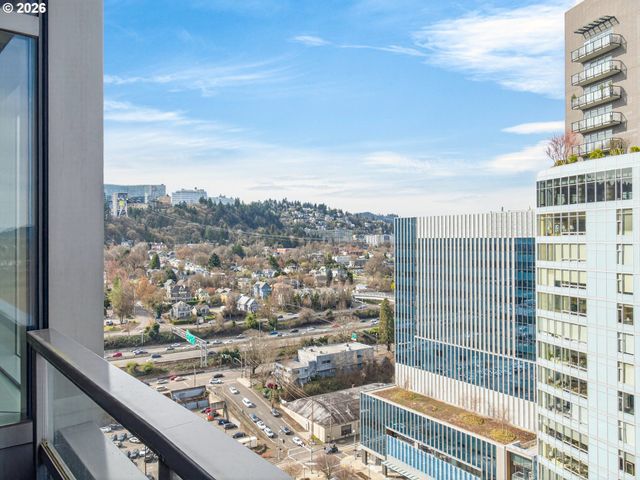 3601 S RIVER Pkwy 2304, Portland, OR 97239