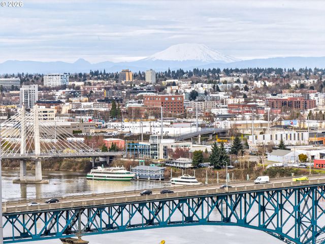 3601 S RIVER Pkwy 2304, Portland, OR 97239