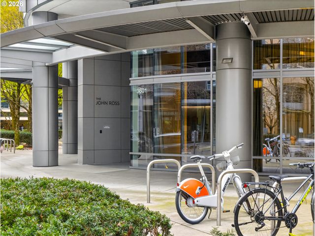 3601 S RIVER Pkwy 2304, Portland, OR 97239