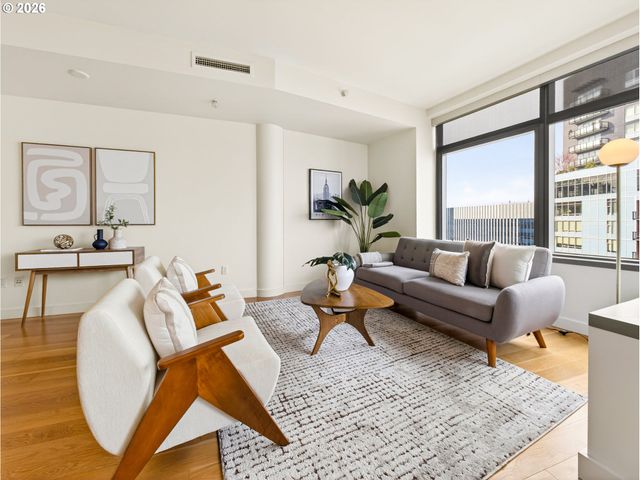 3601 S RIVER Pkwy 2304, Portland, OR 97239