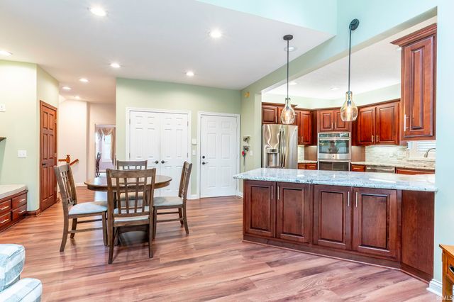 1533 Thornapple Drive, Fort Wayne, IN 46845